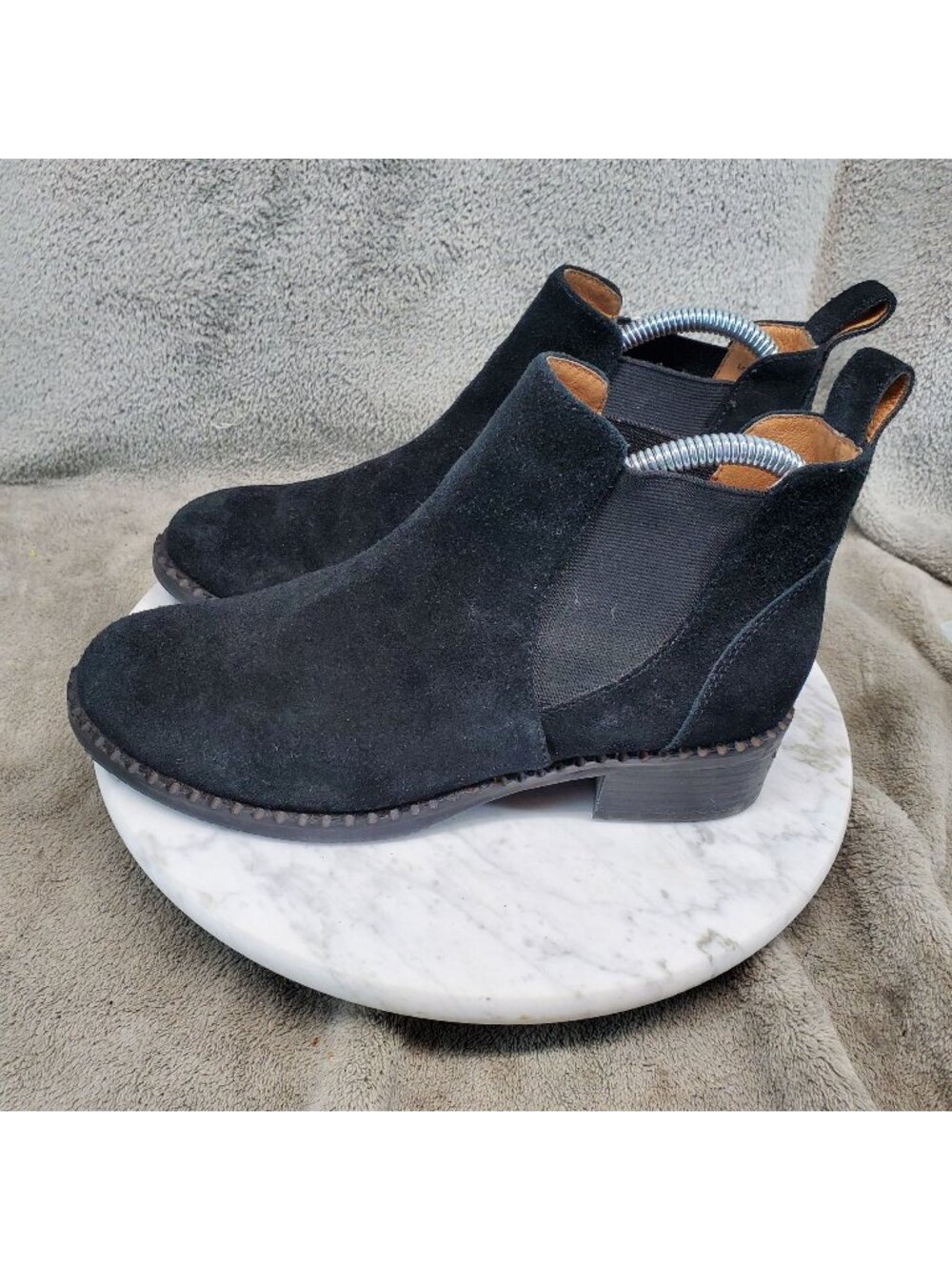 Kenneth Cole Shoes Womens Size 6.5 Binx Black Suede Chelsea Boots *Read*